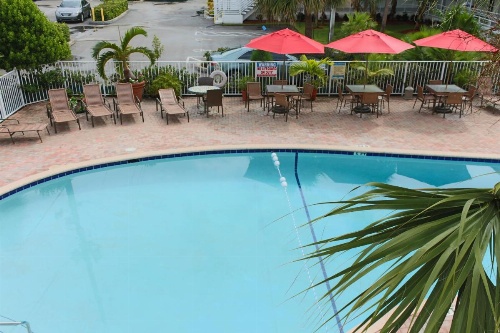 Collins Hotel image 6